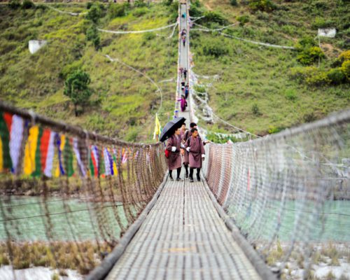 Suspension_bridge_in_Punakha_[8084-MEDIUM]